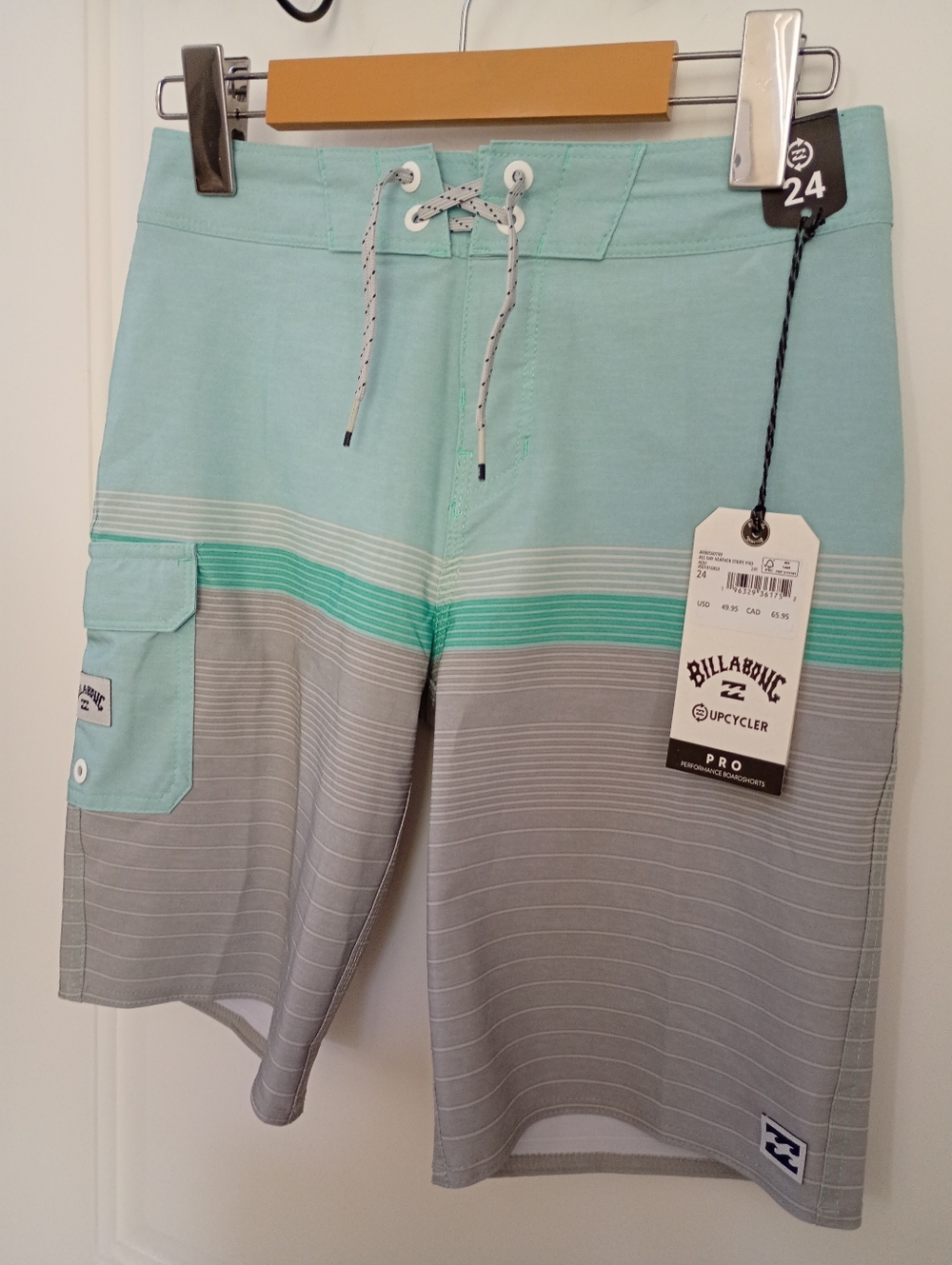 Billabong Men's Mint Green + Grey Striped Boardshorts(24)